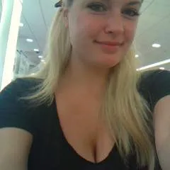 Danielle photo on Jungo Live