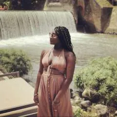 Findomqueen photo on Jungo Live