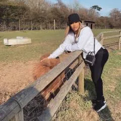 Roseolaalice photo on Jungo Live