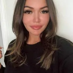 Ashley photo on Jungo Live