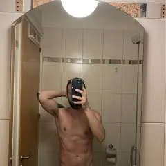 Lone Wolf Pack photo on Jungo Live