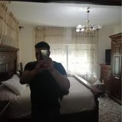 Eddie photo on Jungo Live