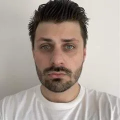 Revilo photo on Jungo Live