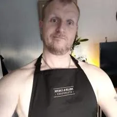 Derrick🍆🍆 photo on Jungo Live