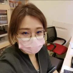 Elaine photo on Jungo Live