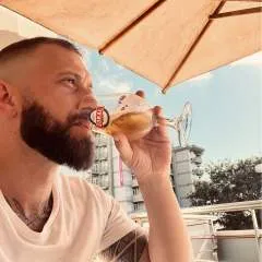 Scruffylad photo on Jungo Live