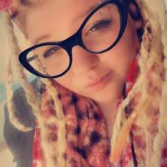 Lilredxrubyhood photo on Jungo Live