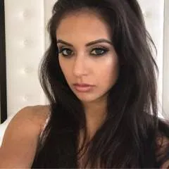 Zoey photo on Jungo Live