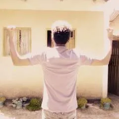 Jo photo on Jungo Live