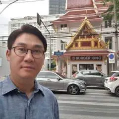 Wang Lee photo on Jungo Live