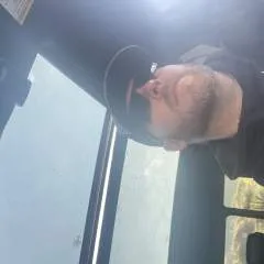 Izzyb5 photo on Jungo Live