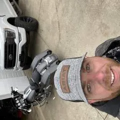 Izzyb5 photo on Jungo Live