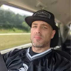 Swinginbob photo on Jungo Live