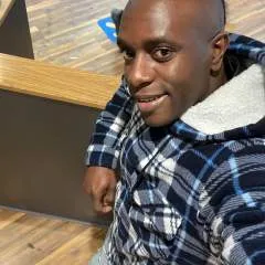 Lázaro photo on Jungo Live