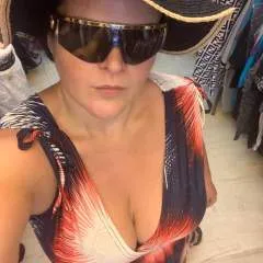 Mistressashley69 photo on Jungo Live