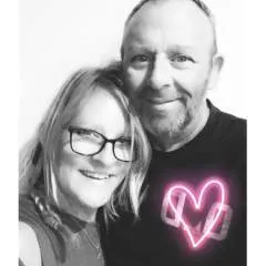 Couple Nextdoor photo on Jungo Live