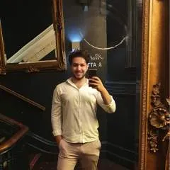 Riskyadventure photo on Jungo Live