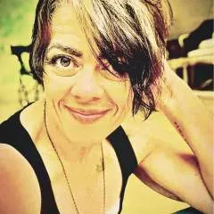 Em photo on Jungo Live