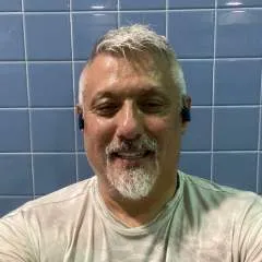 Robert Limas photo on Jungo Live