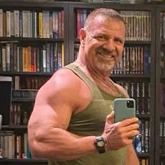 Robert photo on Jungo Live