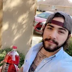 Garrett photo on Jungo Live