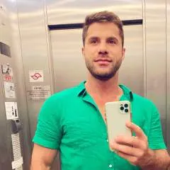 Aung photo on Jungo Live