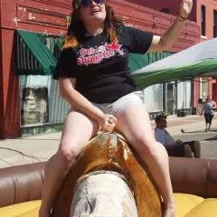 Krista Aka The Unicorn photo on Jungo Live