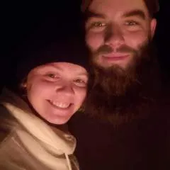 Play Couple photo on Jungo Live