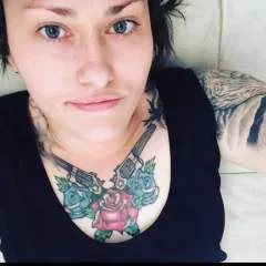 Kerri photo on Jungo Live