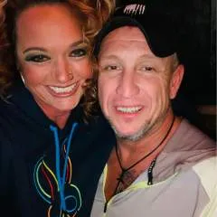 Lezz photo on Jungo Live