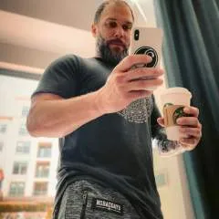 Handsomejeff........ photo on Jungo Live