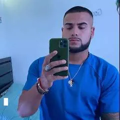 Alex........ photo on Jungo Live