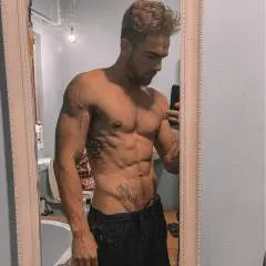 Deepstroker95 photo on Jungo Live