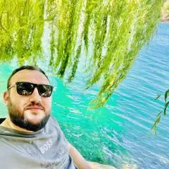 Yosch photo on Jungo Live