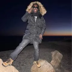 Jhallie22 photo on Jungo Live