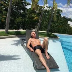 Pogi photo on Jungo Live