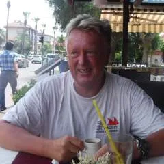 Mr And Mrs Jones photo on Jungo Live