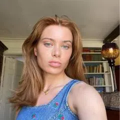 Ariana Scott photo on Jungo Live