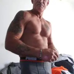 Sinfully Distinguished photo on Jungo Live