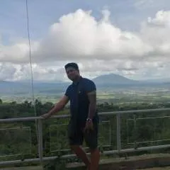 Royce........ photo on Jungo Live