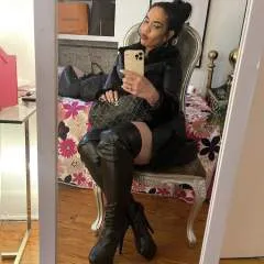 Mistress Mailable photo on Jungo Live