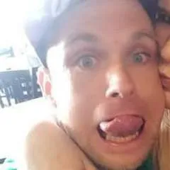 Weluvfreakysex photo on Jungo Live