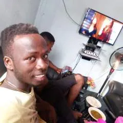 Yannick Christopher|| photo on Jungo Live