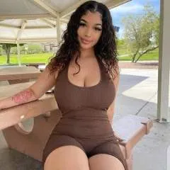 Angela Barbara photo on Jungo Live