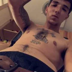 Co&mo photo on Jungo Live