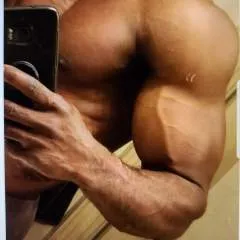 Chrisbull........ photo on Jungo Live