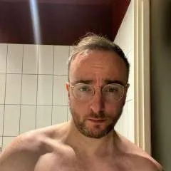 Henry_ox4 photo on Jungo Live