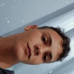 Henryy photo on Jungo Live