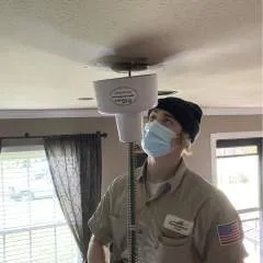 Lee photo on Jungo Live