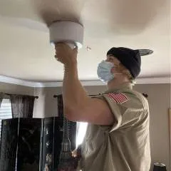 Lee photo on Jungo Live